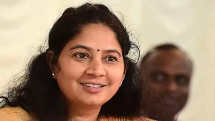 എക്സൈസ് ഉദ്യോഗസ്ഥരുടെ നടപടികളില് വീഴ്ച ; യു. പ്രതിഭയുടെ മകനെതിരായ കഞ്ചാവ് കേസില് അന്വേഷണ റിപ്പോര്ട്ട് എക്സൈസ് ഉദ്യോഗസ്ഥരുടെ നടപടികളില് വീഴ്ച ; യു. പ്രതിഭയുടെ മകനെതിരായ കഞ്ചാവ് കേസില് അന്വേഷണ റിപ്പോര്ട്ട്