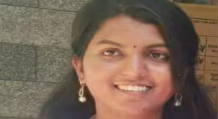 കോഴിക്കോട്ടെ നവവധുവിൻ്റെ മരണം : ദുരൂഹതയെന്ന് കുടുംബം കോഴിക്കോട്ടെ നവവധുവിൻ്റെ മരണം : ദുരൂഹതയെന്ന് കുടുംബം