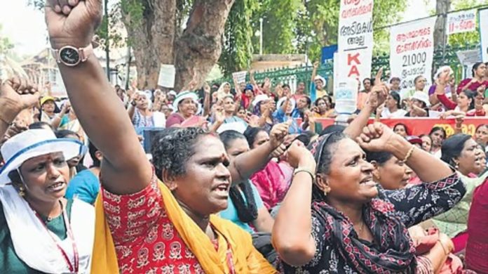 ആശാവര്ക്കര്മാര്ക്ക് വിരമിക്കല് ആനുകൂല്യമായി അഞ്ചുലക്ഷം നല്കണം : യുഡിഎഫ് ആശാവര്ക്കര്മാര്ക്ക് വിരമിക്കല് ആനുകൂല്യമായി അഞ്ചുലക്ഷം നല്കണം : യുഡിഎഫ്