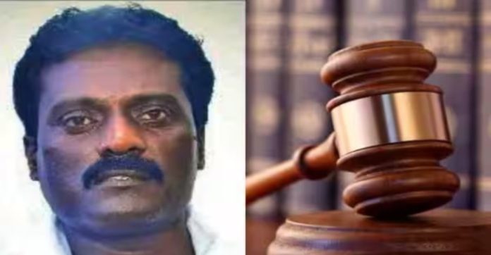 തിരുനെൽവേലി വൈകുണ്ഠൻ വധക്കേസ് : ഒരാൾക്ക് വധശിക്ഷ ; 4 പേർക്ക് ജീവപര്യന്തം തടവ് തിരുനെൽവേലി വൈകുണ്ഠൻ വധക്കേസ് : ഒരാൾക്ക് വധശിക്ഷ ; 4 പേർക്ക് ജീവപര്യന്തം തടവ്