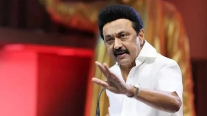 കേന്ദ്ര വിദ്യാഭ്യാസമന്ത്രി സ്വയം രാജാവാണെന്ന് കരുതി അഹങ്കാരത്തോടെ സംസാരിക്കുന്നു : എം കെ സ്റ്റാലിന് കേന്ദ്ര വിദ്യാഭ്യാസമന്ത്രി സ്വയം രാജാവാണെന്ന് കരുതി അഹങ്കാരത്തോടെ സംസാരിക്കുന്നു : എം കെ സ്റ്റാലിന്