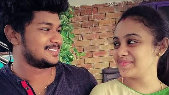 തെലങ്കാനയിലെ ദുരഭിമാനക്കൊല ; മുഖ്യപ്രതിയായ വാടകക്കൊലയാളിക്ക് വധശിക്ഷ തെലങ്കാനയിലെ ദുരഭിമാനക്കൊല ; മുഖ്യപ്രതിയായ വാടകക്കൊലയാളിക്ക് വധശിക്ഷ