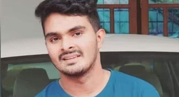 വെഞ്ഞാറമൂട് കൂട്ടക്കൊലപാതക കേസിൽ പ്രതി അഫാനെതിരായ മൂന്നാമത്തെ കേസിലും കുറ്റപത്രം സമർപ്പിച്ചു വെഞ്ഞാറമൂട് കൂട്ടക്കൊലപാതക കേസിൽ പ്രതി അഫാനെതിരായ മൂന്നാമത്തെ കേസിലും കുറ്റപത്രം സമർപ്പിച്ചു