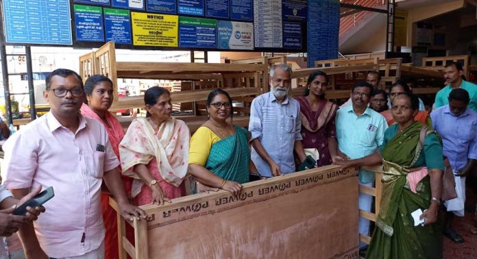 വടശ്ശേരിക്കര ഗ്രാമപഞ്ചായത്തിൽ വയോജനങ്ങള്ക്ക് കട്ടില് നല്കി വടശ്ശേരിക്കര ഗ്രാമപഞ്ചായത്തിൽ വയോജനങ്ങള്ക്ക് കട്ടില് നല്കി