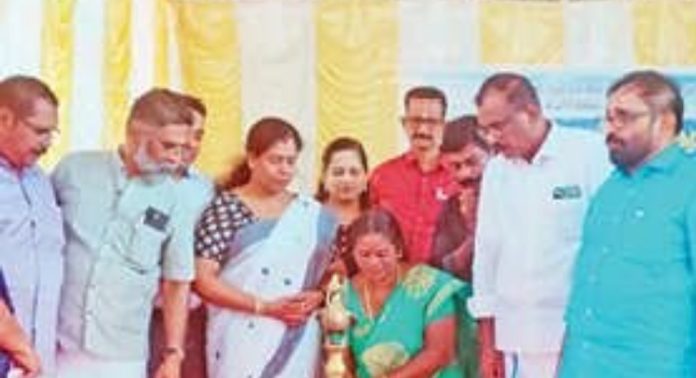 എസ്എൻഡിപി യോഗം മാന്നാർ യൂണിയന് സൗജന്യ മെഡിക്കൽ ക്യാമ്പും ആരോഗ്യ സെമിനാറും സംഘടിപ്പിച്ചു എസ്എൻഡിപി യോഗം മാന്നാർ യൂണിയന് സൗജന്യ മെഡിക്കൽ ക്യാമ്പും ആരോഗ്യ സെമിനാറും സംഘടിപ്പിച്ചു