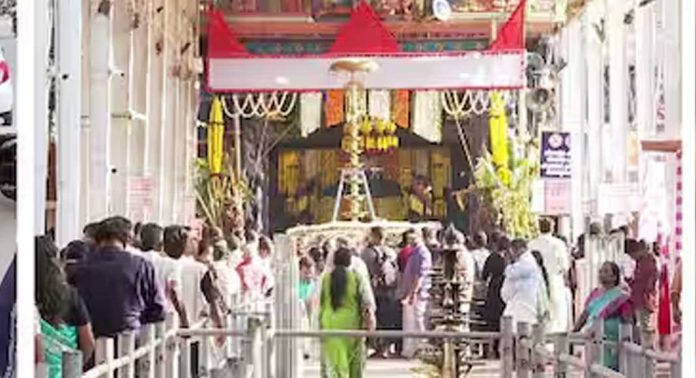 ആറ്റുകാൽ പൊങ്കാല മഹോത്സവത്തിന് തുടക്കമായി ആറ്റുകാൽ പൊങ്കാല മഹോത്സവത്തിന് തുടക്കമായി