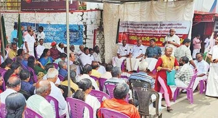 എൽഡിഎഫ് ചെങ്ങന്നൂർ നിയോജകമണ്ഡലം കമ്മിറ്റി ധർണ നടത്തി എൽഡിഎഫ് ചെങ്ങന്നൂർ നിയോജകമണ്ഡലം കമ്മിറ്റി ധർണ നടത്തി