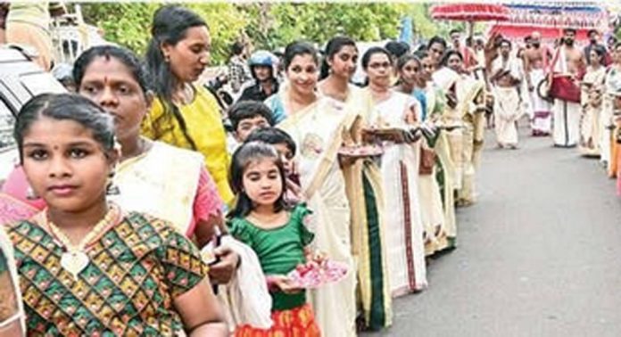ചെട്ടികുളങ്ങര ദേവീക്ഷേത്രത്തിലെ എതിരേൽപ്പുത്സവം സമാപിച്ചു ചെട്ടികുളങ്ങര ദേവീക്ഷേത്രത്തിലെ എതിരേൽപ്പുത്സവം സമാപിച്ചു