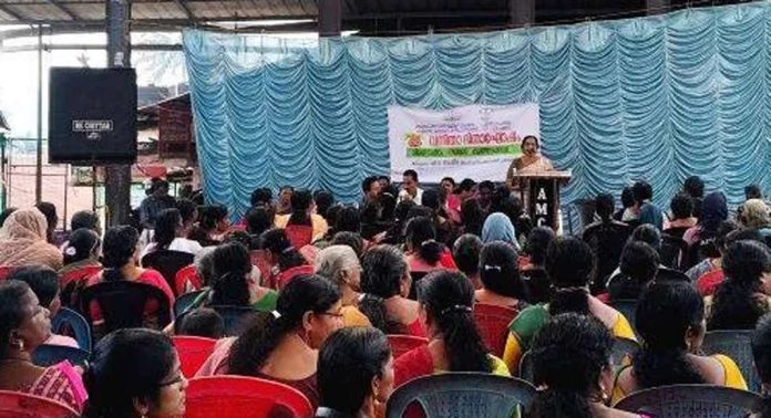 ചിറ്റാർ ഗ്രാമപഞ്ചായത്തിന്റെയും കുടുംബശ്രീയുടെയും നേതൃത്വത്തിൽ വനിതാദിനാഘോഷം സംഘടിപ്പിച്ചു ചിറ്റാർ ഗ്രാമപഞ്ചായത്തിന്റെയും കുടുംബശ്രീയുടെയും നേതൃത്വത്തിൽ വനിതാദിനാഘോഷം സംഘടിപ്പിച്ചു