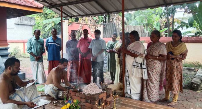 അങ്ങാടി ശാസ്താ ക്ഷേത്രത്തിൽ ശാസ്ത്യ സൌഹിത്യ യജനം പൂജയും ഹോമവും നടത്തി അങ്ങാടി ശാസ്താ ക്ഷേത്രത്തിൽ ശാസ്ത്യ സൌഹിത്യ യജനം പൂജയും ഹോമവും നടത്തി