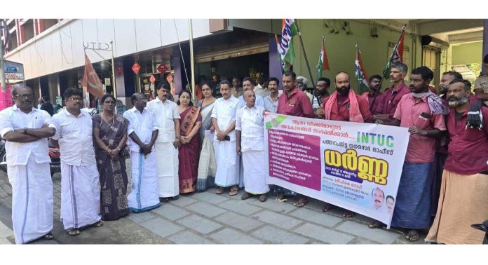 ആശവർക്കർമാർ കേരള സമൂഹത്തിൻ്റെ ; ഐ എൻ ടി യു സി ആശവർക്കർമാർ കേരള സമൂഹത്തിൻ്റെ ; ഐ എൻ ടി യു സി