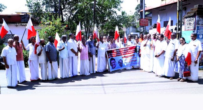 വനം-വന്യജീവി നിയമം പൊളിച്ചെഴുണം : അഡ്വ. വർഗീസ് മാമ്മൻ വനം-വന്യജീവി നിയമം പൊളിച്ചെഴുണം : അഡ്വ. വർഗീസ് മാമ്മൻ