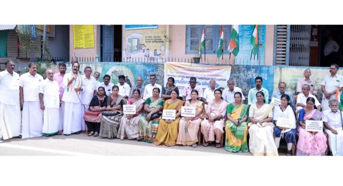 പിണറായി സർക്കാർ തൊഴിലാളി വിരുദ്ധതയുടെ പര്യായം ; സാമുവൽ കിഴക്കുപുറം പിണറായി സർക്കാർ തൊഴിലാളി വിരുദ്ധതയുടെ പര്യായം ; സാമുവൽ കിഴക്കുപുറം