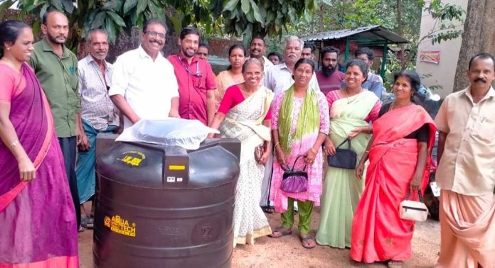 വള്ളിക്കോട് ഗ്രാമപഞ്ചായത്തിൽ കുടിവെള്ള ടാങ്ക് വിതരണം വള്ളിക്കോട് ഗ്രാമപഞ്ചായത്തിൽ കുടിവെള്ള ടാങ്ക് വിതരണം