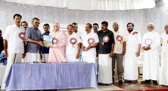 പ്രാദേശിക ചരിത്രത്തിനും പ്രാധാന്യമെന്ന് മന്ത്രി എം.ബി രാജേഷ് പ്രാദേശിക ചരിത്രത്തിനും പ്രാധാന്യമെന്ന് മന്ത്രി എം.ബി രാജേഷ്