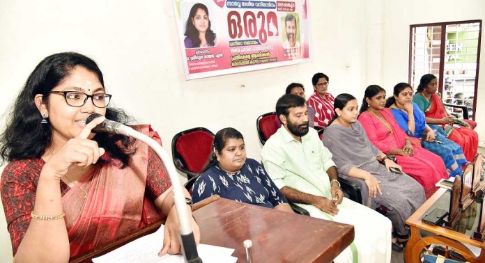 അഖിലേന്ത്യാ വർക്കിംഗ് വുമൺ കോഡിനേഷൻ വനിതകൾക്കായി മെഡിക്കൽ ക്യാമ്പ് നടത്തി അഖിലേന്ത്യാ വർക്കിംഗ് വുമൺ കോഡിനേഷൻ വനിതകൾക്കായി മെഡിക്കൽ ക്യാമ്പ് നടത്തി