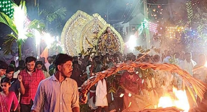 ഇലന്തൂര് പടയണിക്ക് സമാപനം ഇലന്തൂര് പടയണിക്ക് സമാപനം