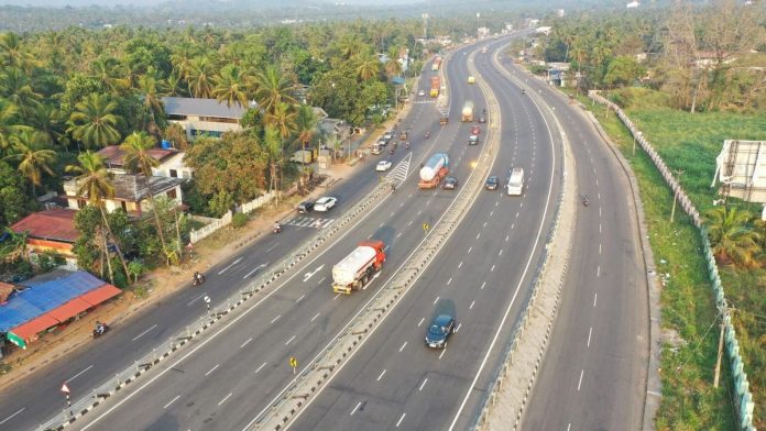മലപ്പുറം ജില്ലയിലെ ആറുവരിപ്പാതയുടെ നിർമാണം അന്തിമഘട്ടത്തിൽ ; 31-നുള്ളിൽ പൂർത്തിയാകുമെന്ന് ദേശീയപാതാവിഭാഗം മലപ്പുറം ജില്ലയിലെ ആറുവരിപ്പാതയുടെ നിർമാണം അന്തിമഘട്ടത്തിൽ ; 31-നുള്ളിൽ പൂർത്തിയാകുമെന്ന് ദേശീയപാതാവിഭാഗം