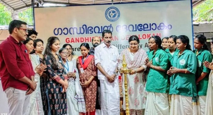 കോന്നി ഗാന്ധിഭവൻ ദേവലോകത്തിൽ വനിതാദിനാഘോഷവും സ്നേഹപ്രയാണം 773-മത് ദിന സംഗമവും നടന്നു കോന്നി ഗാന്ധിഭവൻ ദേവലോകത്തിൽ വനിതാദിനാഘോഷവും സ്നേഹപ്രയാണം 773-മത് ദിന സംഗമവും നടന്നു