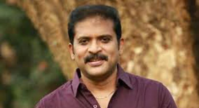 പോക്സോ കേസ് പ്രതിയായ കൂട്ടിക്കൽ ജയചന്ദ്രന്റെ ഇടക്കാല സംരക്ഷണം തുടരും പോക്സോ കേസ് പ്രതിയായ കൂട്ടിക്കൽ ജയചന്ദ്രന്റെ ഇടക്കാല സംരക്ഷണം തുടരും