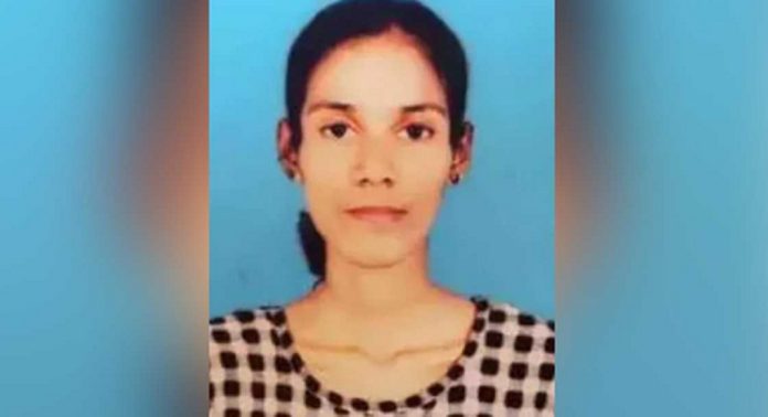 ശ്രീനന്ദ മരിക്കുമ്പോള് ശരീരഭാരം വെറും 25 കിലോഗ്രാം മാത്രമായിരുന്നുവെന്ന് ചികിത്സിച്ച ഡോക്ടര് നാഗേഷ് ശ്രീനന്ദ മരിക്കുമ്പോള് ശരീരഭാരം വെറും 25 കിലോഗ്രാം മാത്രമായിരുന്നുവെന്ന് ചികിത്സിച്ച ഡോക്ടര് നാഗേഷ്