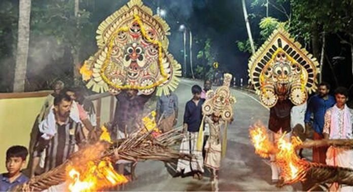 വെണ്ണിക്കുളം പോരിട്ടീക്കാവ് ദേവീക്ഷേത്രത്തിൽ ചൊവ്വാഴ്ച വലിയപടയണി തുടങ്ങും വെണ്ണിക്കുളം പോരിട്ടീക്കാവ് ദേവീക്ഷേത്രത്തിൽ ചൊവ്വാഴ്ച വലിയപടയണി തുടങ്ങും