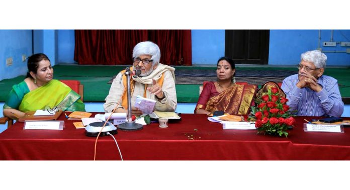 സംസ്കൃതസർവ്വകലാശാലയിൽ ജ്ഞാതൃലക്ഷണവിമർശം ; ദ്വിദിന ദേശീയസംവാദം ആരംഭിച്ചു സംസ്കൃതസർവ്വകലാശാലയിൽ ജ്ഞാതൃലക്ഷണവിമർശം ; ദ്വിദിന ദേശീയസംവാദം ആരംഭിച്ചു