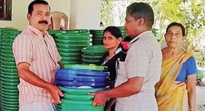 പട്ടണക്കാട് പഞ്ചായത്തിൽ 1,000 വീടുകൾക്ക് ബയോബിൻ നൽകും പട്ടണക്കാട് പഞ്ചായത്തിൽ 1,000 വീടുകൾക്ക് ബയോബിൻ നൽകും