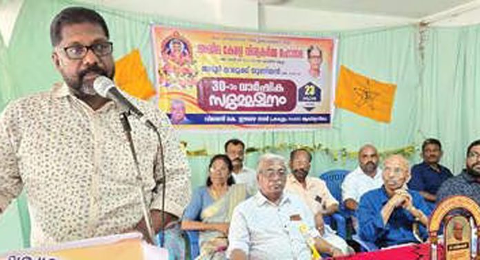 അഖില കേരള വിശ്വകർമ മഹാസഭ അടൂർ താലൂക്ക് യൂണിയൻ പൊതുസമ്മേളനം നടന്നു അഖില കേരള വിശ്വകർമ മഹാസഭ അടൂർ താലൂക്ക് യൂണിയൻ പൊതുസമ്മേളനം നടന്നു