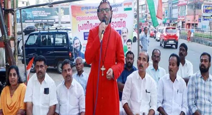 സിപിഎമ്മിനും സര്ക്കാരിനുമെതിരേ ആഞ്ഞടിച്ച് ഗീര്വഗീസ് മാര് കൂറിലോസ് സിപിഎമ്മിനും സര്ക്കാരിനുമെതിരേ ആഞ്ഞടിച്ച് ഗീര്വഗീസ് മാര് കൂറിലോസ്
