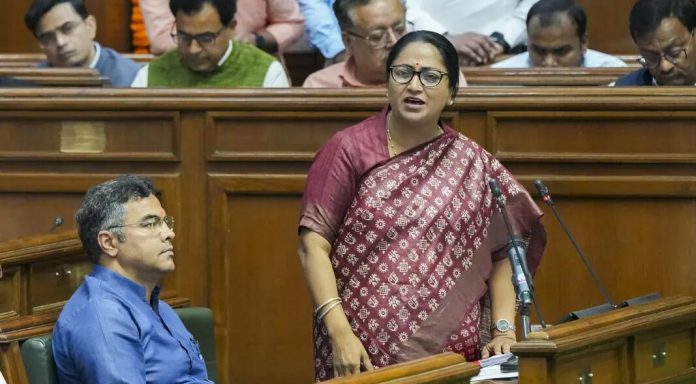 വികസിത് ഡൽഹി ലക്ഷ്യവുമായി തലസ്ഥാനത്തിന്റെ വികസനത്തിന് ഒരു ലക്ഷം കോടിയുടെ പദ്ധതികൾ വികസിത് ഡൽഹി ലക്ഷ്യവുമായി തലസ്ഥാനത്തിന്റെ വികസനത്തിന് ഒരു ലക്ഷം കോടിയുടെ പദ്ധതികൾ