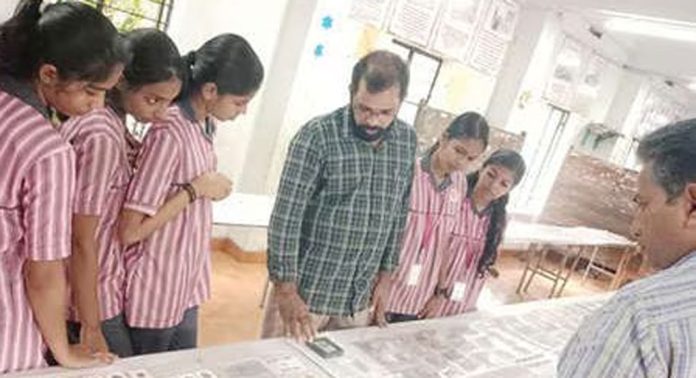 കുട്ടികൾക്ക് വിജ്ഞാനം പകർന്ന് റാന്നി വൈക്കം ഗവ.യു.പി.സ്കൂളിൽ ബ്രയിൻ വേവ് എക്സ്പോ നടന്നു കുട്ടികൾക്ക് വിജ്ഞാനം പകർന്ന് റാന്നി വൈക്കം ഗവ.യു.പി.സ്കൂളിൽ ബ്രയിൻ വേവ് എക്സ്പോ നടന്നു