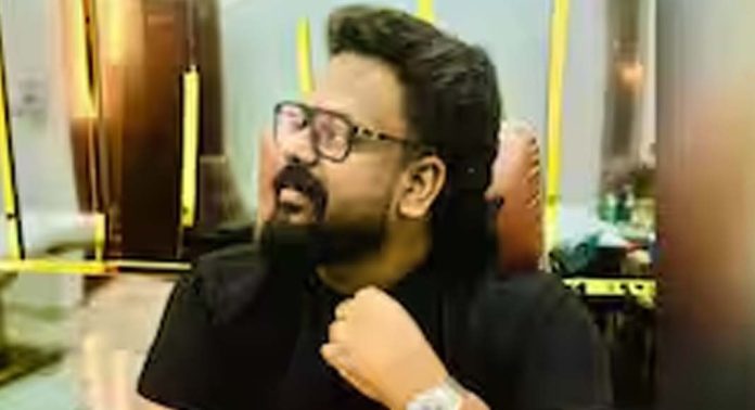 കെൻസ ഹോള്ഡിങ്സ് ഉടമ ഷിഹാബ് ഷായ്ക്കെതിരെ നടപടി ആവശ്യപ്പെട്ട് തട്ടിപ്പിന് ഇരയായവർ കെൻസ ഹോള്ഡിങ്സ് ഉടമ ഷിഹാബ് ഷായ്ക്കെതിരെ നടപടി ആവശ്യപ്പെട്ട് തട്ടിപ്പിന് ഇരയായവർ