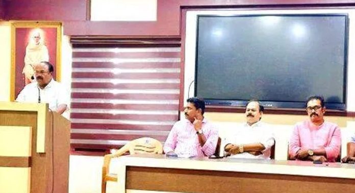 എസ്.എ.എസ്. എസ്.എൻ.ഡി.പി. യോഗം കോളേജിൽ ശ്രീനാരായണ ഗുരു എംപ്ലോയീസ് കൗൺസിൽ യൂണിറ്റ് രൂപീകരിച്ചു എസ്.എ.എസ്. എസ്.എൻ.ഡി.പി. യോഗം കോളേജിൽ ശ്രീനാരായണ ഗുരു എംപ്ലോയീസ് കൗൺസിൽ യൂണിറ്റ് രൂപീകരിച്ചു