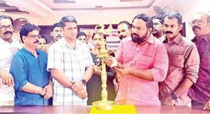 എസ്.എൻ.ഡി.പി. യോഗം യൂത്ത് മൂവ്മെന്റ് ലഹരിവിരുദ്ധ സമ്മേളനം നടത്തി എസ്.എൻ.ഡി.പി. യോഗം യൂത്ത് മൂവ്മെന്റ് ലഹരിവിരുദ്ധ സമ്മേളനം നടത്തി