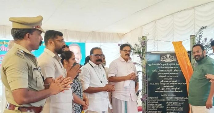 ലഹരി കേസുകൾ കൂടുന്ന സാഹചര്യത്തിൽ പോലീസ് കൂടുതൽ ജനപക്ഷമാകണമെന്ന് റവന്യു മന്ത്രി കെ. രാജൻ ലഹരി കേസുകൾ കൂടുന്ന സാഹചര്യത്തിൽ പോലീസ് കൂടുതൽ ജനപക്ഷമാകണമെന്ന് റവന്യു മന്ത്രി കെ. രാജൻ