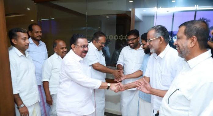 എസ്.ഡി.പി.ഐ സംസ്ഥാന പ്രസിഡന്റ് സിപിഎ ലത്തീഫ് സൗഹൃദ സംഗമവും ഇഫ്താര് മീറ്റും നടത്തി എസ്.ഡി.പി.ഐ സംസ്ഥാന പ്രസിഡന്റ് സിപിഎ ലത്തീഫ് സൗഹൃദ സംഗമവും ഇഫ്താര് മീറ്റും നടത്തി