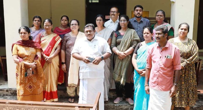 പെരിങ്ങര ഗ്രാമപഞ്ചായത്തിൽ കട്ടില് വിതരണം ചെയ്തു പെരിങ്ങര ഗ്രാമപഞ്ചായത്തിൽ കട്ടില് വിതരണം ചെയ്തു