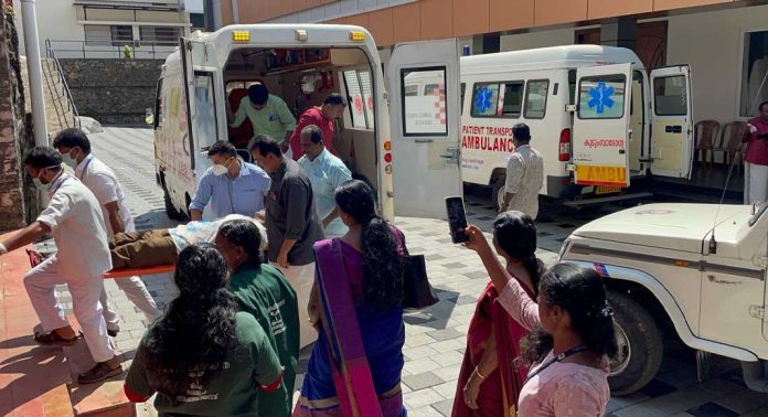മൈലപ്ര പള്ളിപ്പടിയില് മോക്ഡ്രില് സംഘടിപ്പിച്ചു മൈലപ്ര പള്ളിപ്പടിയില് മോക്ഡ്രില് സംഘടിപ്പിച്ചു
