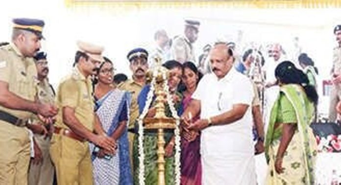 വീയപുരം പോലീസ് സ്റ്റേഷൻ ഉദ്ഘാടനം ചെയ്തു വീയപുരം പോലീസ് സ്റ്റേഷൻ ഉദ്ഘാടനം ചെയ്തു