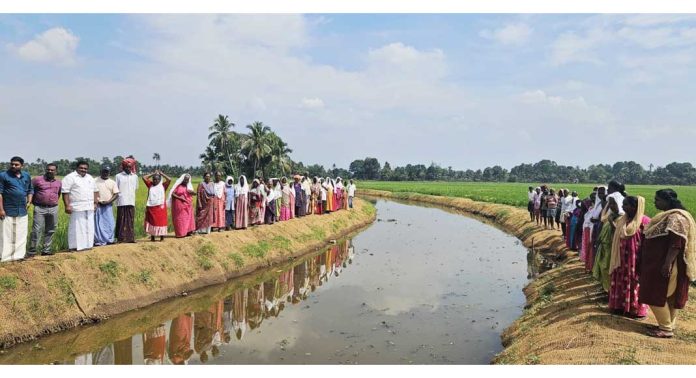 ‘ഇനി ഞാന് ഒഴുകട്ടെ’ മൂന്നാം ഘട്ടത്തിന് തുടക്കമിട്ട് പെരിങ്ങര ഗ്രാമപഞ്ചായത്ത് ‘ഇനി ഞാന് ഒഴുകട്ടെ’ മൂന്നാം ഘട്ടത്തിന് തുടക്കമിട്ട് പെരിങ്ങര ഗ്രാമപഞ്ചായത്ത്