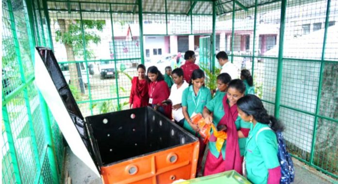 ഭക്ഷണാവശിഷ്ടങ്ങള് ഇനി ജൈവവളം ; നഗരസഭയുടെ സ്വന്തം ‘പാം ബയോ ഗ്രീന്’ ഭക്ഷണാവശിഷ്ടങ്ങള് ഇനി ജൈവവളം ; നഗരസഭയുടെ സ്വന്തം ‘പാം ബയോ ഗ്രീന്’