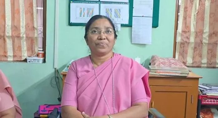 ഛത്തീസ്ഗഡിൽ മലയാളി കന്യാസ്ത്രീക്കെതിരെ മതപരിവര്ത്തനത്തിന് കേസെടുത്തു ഛത്തീസ്ഗഡിൽ മലയാളി കന്യാസ്ത്രീക്കെതിരെ മതപരിവര്ത്തനത്തിന് കേസെടുത്തു