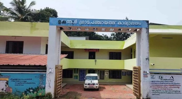 കൊല്ലത്ത് ഉമ്മന്നൂർ ഗ്രാമപഞ്ചായത്ത് കമ്മിറ്റി യോഗത്തിൽ കൂട്ടയടി കൊല്ലത്ത് ഉമ്മന്നൂർ ഗ്രാമപഞ്ചായത്ത് കമ്മിറ്റി യോഗത്തിൽ കൂട്ടയടി