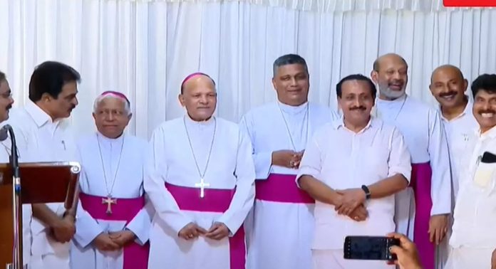കോഴിക്കോട് ലത്തീൻ രൂപതയെ അതിരൂപതയായി ഉയർത്തി ഫ്രാൻസിസ് മാർപാപ്പ കോഴിക്കോട് ലത്തീൻ രൂപതയെ അതിരൂപതയായി ഉയർത്തി ഫ്രാൻസിസ് മാർപാപ്പ