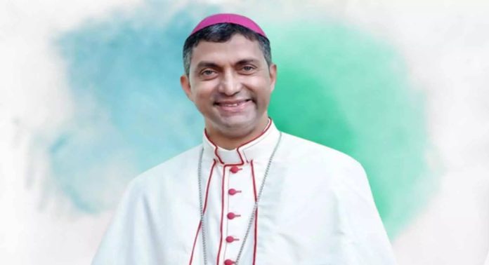 മുനമ്പം പ്രശ്നം പൂർണമായി പരിഹരിക്കാൻ പുതിയ വഖഫ് നിയമത്തിനാകില്ലെന്ന് കോട്ടപ്പുറം രൂപത മുനമ്പം പ്രശ്നം പൂർണമായി പരിഹരിക്കാൻ പുതിയ വഖഫ് നിയമത്തിനാകില്ലെന്ന് കോട്ടപ്പുറം രൂപത