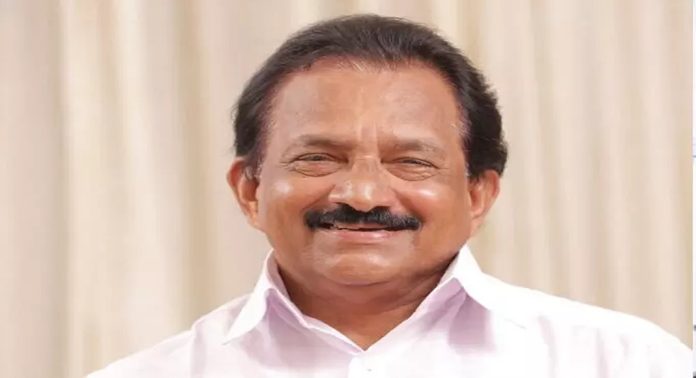 ജ്വല്ലറി ഉടമയെ ഭീഷണിപ്പെടുത്തി സ്വർണം തട്ടിയെന്ന പരാതി ; മുൻ എം.എൽ.എ അടക്കം മൂന്ന് പേർക്കെതിരെ കേസ് ജ്വല്ലറി ഉടമയെ ഭീഷണിപ്പെടുത്തി സ്വർണം തട്ടിയെന്ന പരാതി ; മുൻ എം.എൽ.എ അടക്കം മൂന്ന് പേർക്കെതിരെ കേസ്