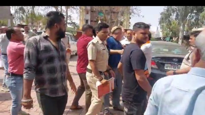 മധ്യപ്രദേശിലെ ജബൽപൂരിൽ ക്രിസ്ത്യൻ തീര്ഥാടകര്ക്ക് നേരെ ആക്രമണത്തെ അപലപിച്ച് സിബിസിഐ മധ്യപ്രദേശിലെ ജബൽപൂരിൽ ക്രിസ്ത്യൻ തീര്ഥാടകര്ക്ക് നേരെ ആക്രമണത്തെ അപലപിച്ച് സിബിസിഐ