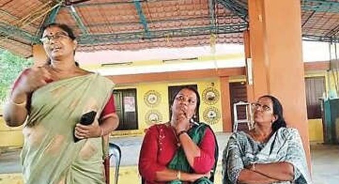 ജനാധിപത്യ മഹിളാ അസോസിയേഷൻ കണ്ടല്ലൂർ മേഖലാ കൺവെൻഷൻ ഉദ്ഘാടനം ചെയ്തു ജനാധിപത്യ മഹിളാ അസോസിയേഷൻ കണ്ടല്ലൂർ മേഖലാ കൺവെൻഷൻ ഉദ്ഘാടനം ചെയ്തു