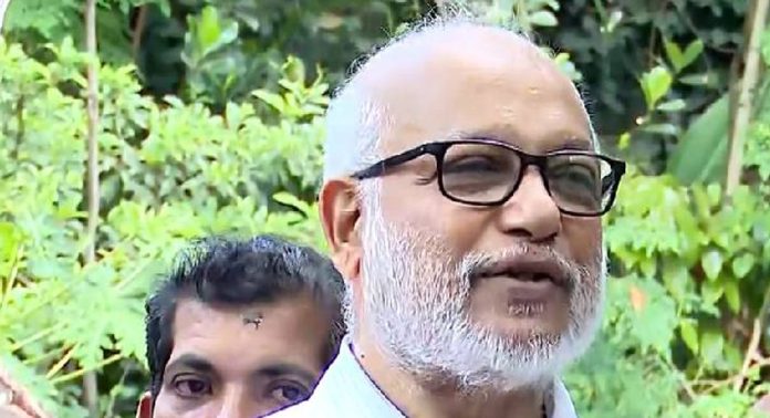 അടൂർ ഗോപാലകൃഷ്ണന്റെ വീട്ടിൽ സന്ദർശനം നടത്തി എംഎ ബേബി അടൂർ ഗോപാലകൃഷ്ണന്റെ വീട്ടിൽ സന്ദർശനം നടത്തി എംഎ ബേബി